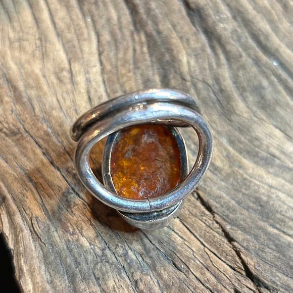 Large Sterling Silver 925 Oval Baltic Amber Ring Modernist Fairycore Ring - Picture 2 of 4